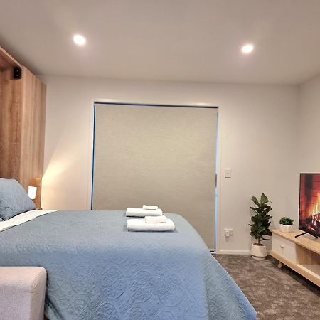 Brand New Central Studio On Wilmer Christchurch Bagian luar foto