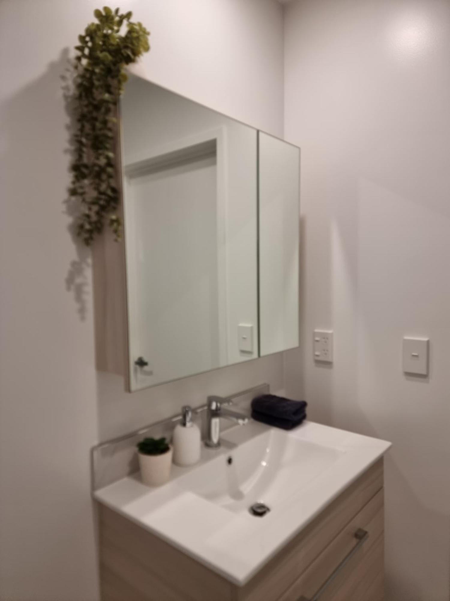 Brand New Central Studio On Wilmer Christchurch Bagian luar foto